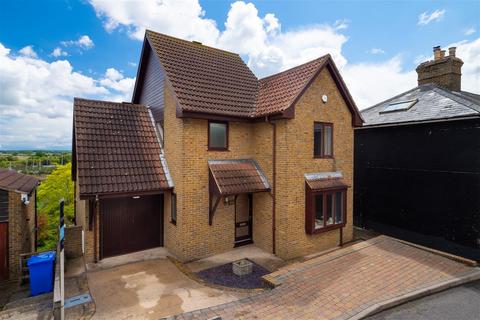 5 bedroom detached house for sale, Church Road, Oare, Faversham