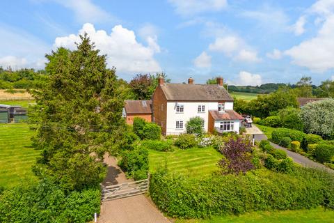 3 bedroom cottage for sale, Pumphouse Lane Hanbury Bromsgrove, Worcestershire, B60 4BX