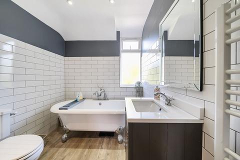 273 Croydon Road, Caterham, CR3 6PG