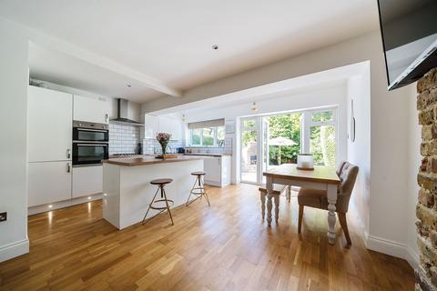 273 Croydon Road, Caterham, CR3 6PG