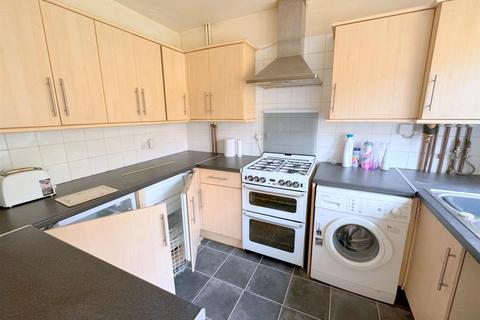 3 bedroom end of terrace house for sale, Beechwood Crescent, Eastbourne