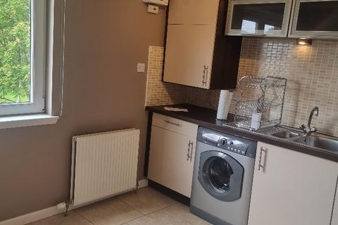 2 bedroom flat to rent, Bothwell Road, Aberdeen AB24