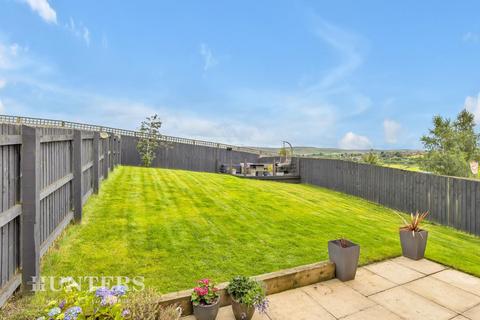 87 Tarnside Close, Rochdale, OL16 2QD