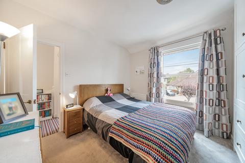 64 Gander Green Lane, Sutton, SM1 2EJ