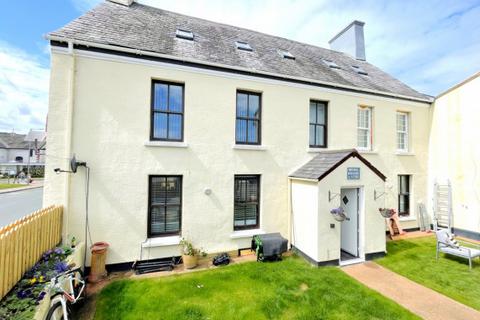 5 bedroom link detached house for sale, 1, Mona Street, Ramsey, IM8 1BD