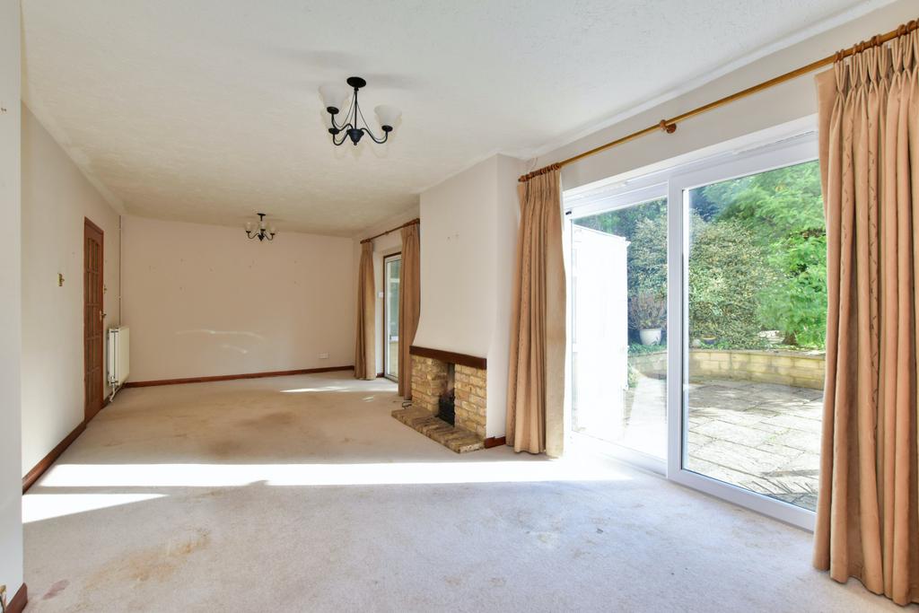 Coniston Road, Kings Langley, Herts, WD4 3 bed terraced house for sale