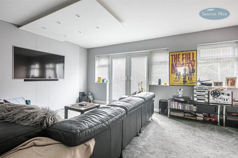 11 Barlow Road, Sheffield, S6 5HR