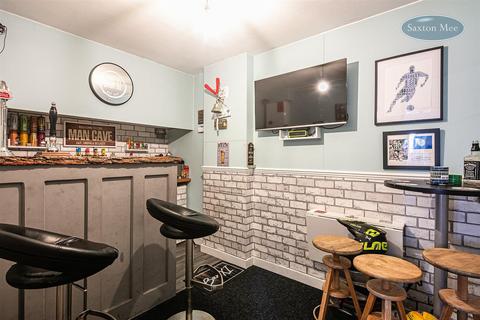 11 Barlow Road, Sheffield, S6 5HR