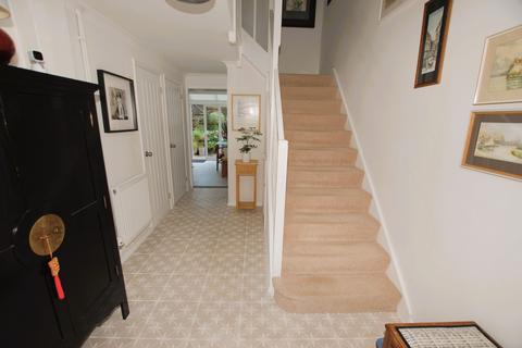 3 Fisher Close, Hythe, CT21 6AB