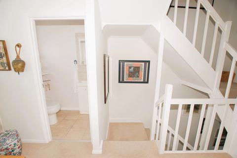 3 Fisher Close, Hythe, CT21 6AB