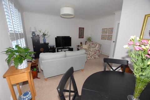 3 Fisher Close, Hythe, CT21 6AB