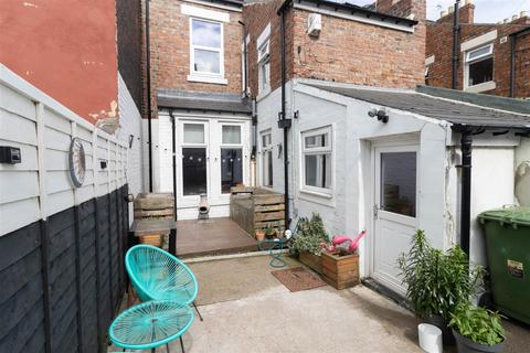 231 Bensham Road, Gateshead, NE8 1US