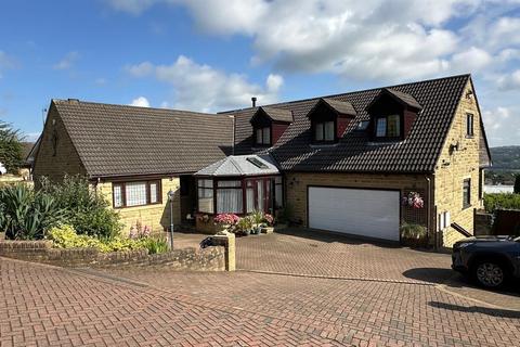 6 bedroom detached house for sale, Oaklands, Idle, Bradford