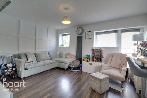 2 bedroom flat for sale, spital Street, dartford