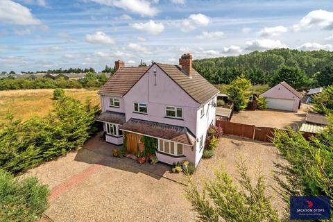 3 bedroom detached house for sale, Fordham Road, Newmarket, Suffolk, CB8