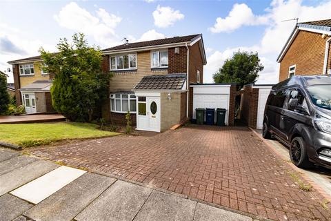 3 bedroom detached house for sale, Briarsyde Close, Newcastle Upon Tyne NE16