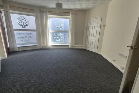 2 bedroom flat to rent, 8 Market Street, Narberth