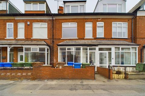 4 bedroom terraced house for sale, Borough Road, Bridlington