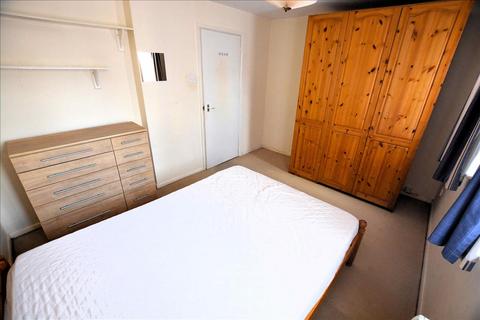 1 bedroom flat for sale, Redford Close, Feltham, Middlesex, TW13