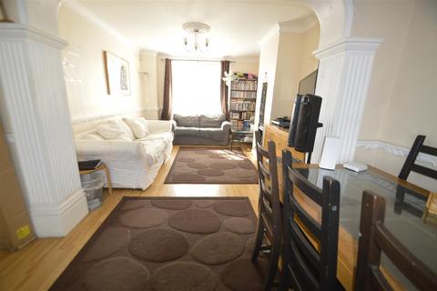 126 Reede Road, Dagenham, RM10 8DU
