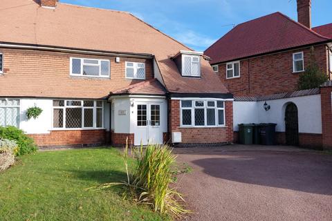 4 bedroom semi-detached house to rent, Loughborough Road, Birstall LE4