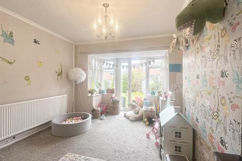 3 bedroom semi-detached house for sale, Cherrywood Road, Streetly