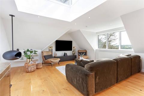 3 bedroom penthouse for sale, Castle Hill, Farnham, Surrey, GU9