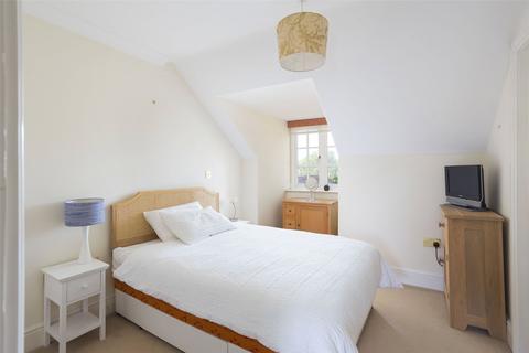 5 Gordon Close, Broadway, WR12 7BJ