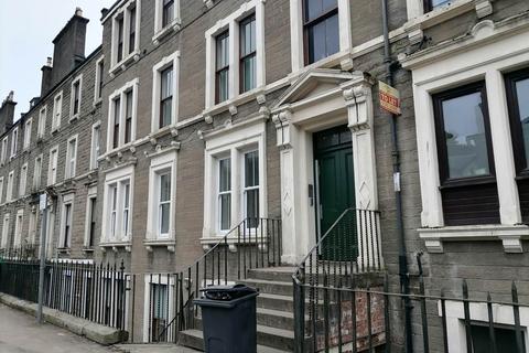 5 bedroom flat to rent, 1 G/1 Rustic Place, 1 Dudhope Street, ,