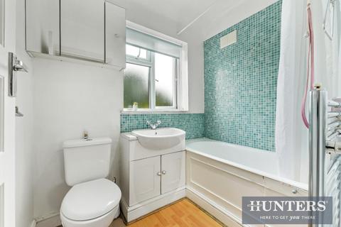 121 Pembury Avenue, Worcester Park, KT4 8BX