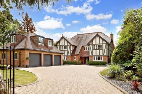 7 bedroom detached house for sale, Grove Road, Beaconsfield, HP9