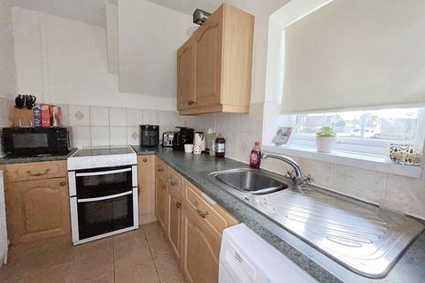 2 bedroom semi-detached house for sale, Fellgate Gardens, ,, Gateshead, Tyne and Wear, NE10 8TA