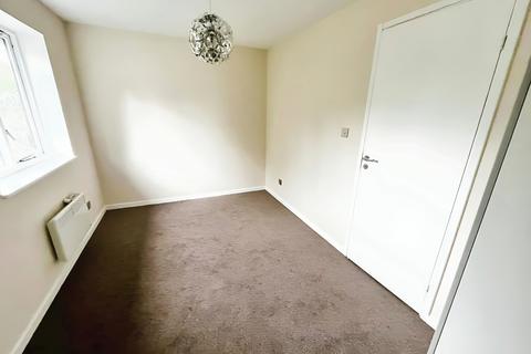 15 Malham Gardens, Basingstoke, RG22 4XG