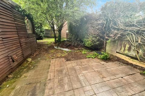 15 Malham Gardens, Basingstoke, RG22 4XG