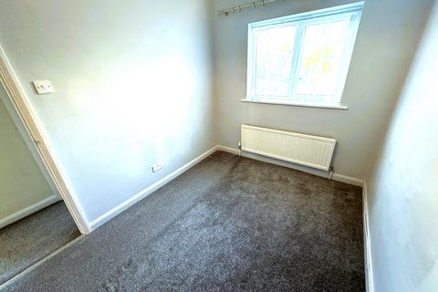 3 bedroom terraced house to rent, Lea Hall Road, London E10