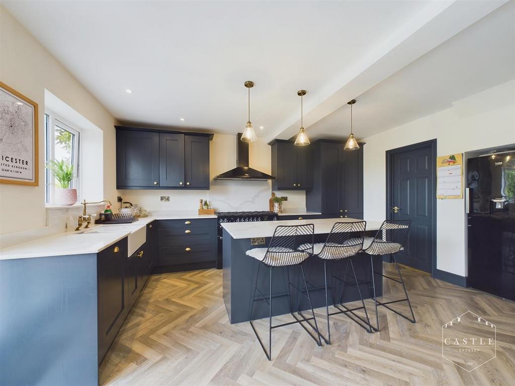 Open plan dining kitchen