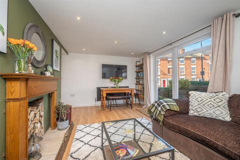 46 Crompton Street, Warwick, CV34 6HG