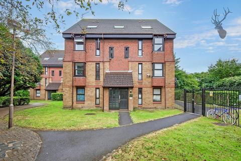 30 Coopers Close, London, E1 4BB