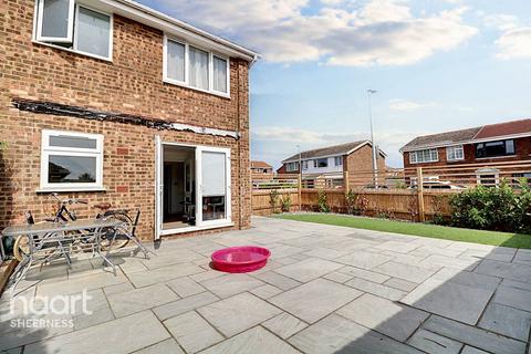 22 Cliff View Gardens, Warden, Sheerness, ME12 4NH