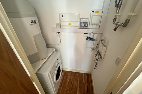 Studio to rent, The Tower, Dingle, Liverpool, L8