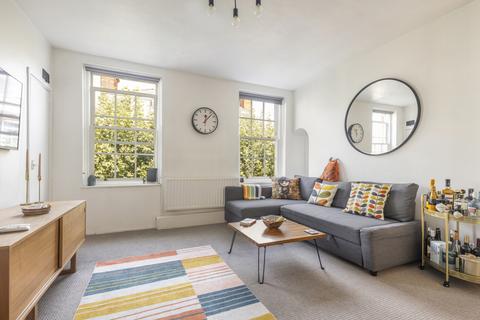 1 bedroom flat for sale, Nigel Building, Bourne Estate, Portpool Lane, London