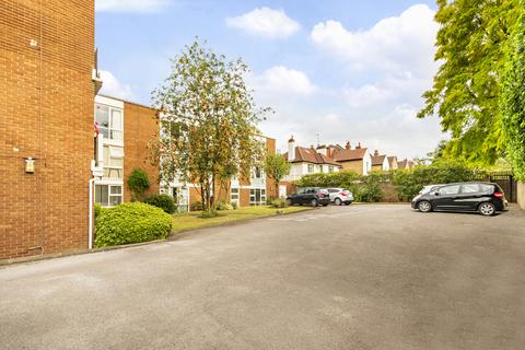 2 bedroom flat for sale, Elystan Court, Howards Lane, London