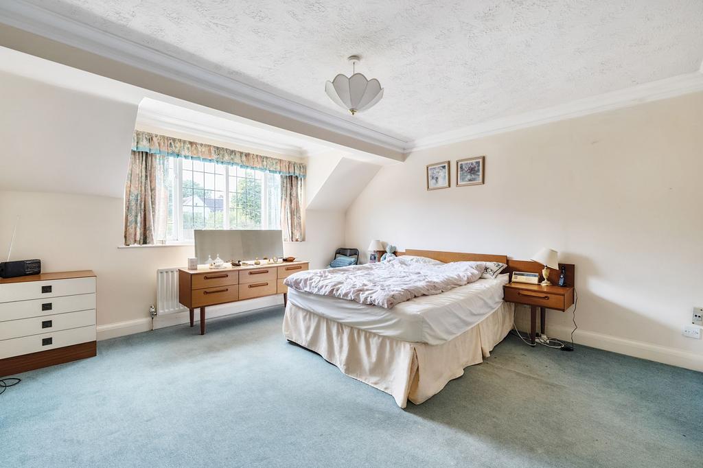 Master bedroom &amp; Ensuite