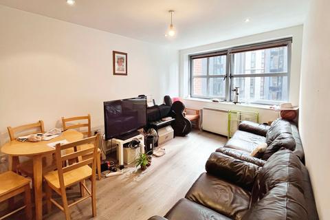 2 bedroom flat for sale, Montana House, Southern Gateway, Manchester, M1