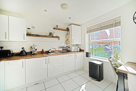 19 Griffin Lane, Dickens Heath, Solihull, B90 1TS