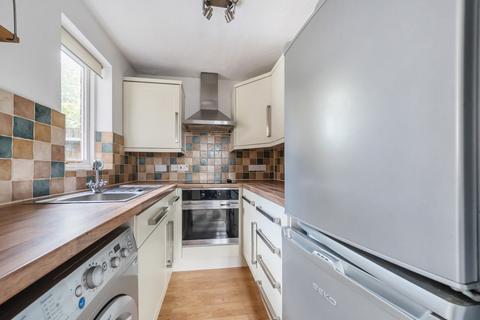 68 Avenue Road, Winslow, Buckingham, MK18 3DB