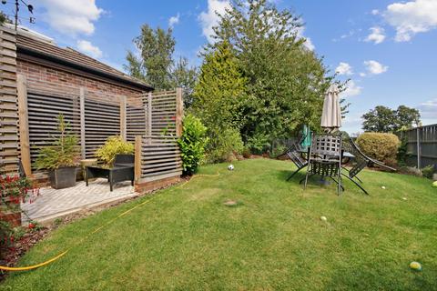 22 Aviary Way, Crawley Down, Crawley, RH10 4XR