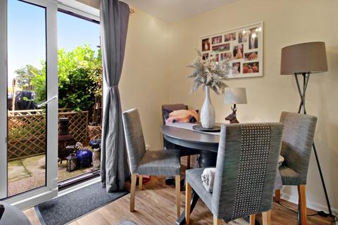 22 Aviary Way, Crawley Down, Crawley, RH10 4XR