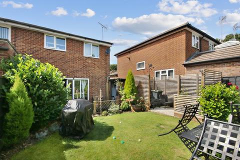 22 Aviary Way, Crawley Down, Crawley, RH10 4XR