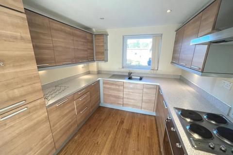 2 bedroom flat to rent, Selwyn Grove, Milton Keynes